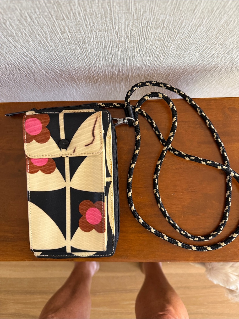 ORLA KIELY Crossbody Wallet in Cream, Black & Pink